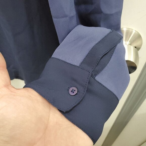 Leith Women's Blue Colorblock Polyester Liquid Knit Long Sleeve Button Up Top M - Picture 2 of 5